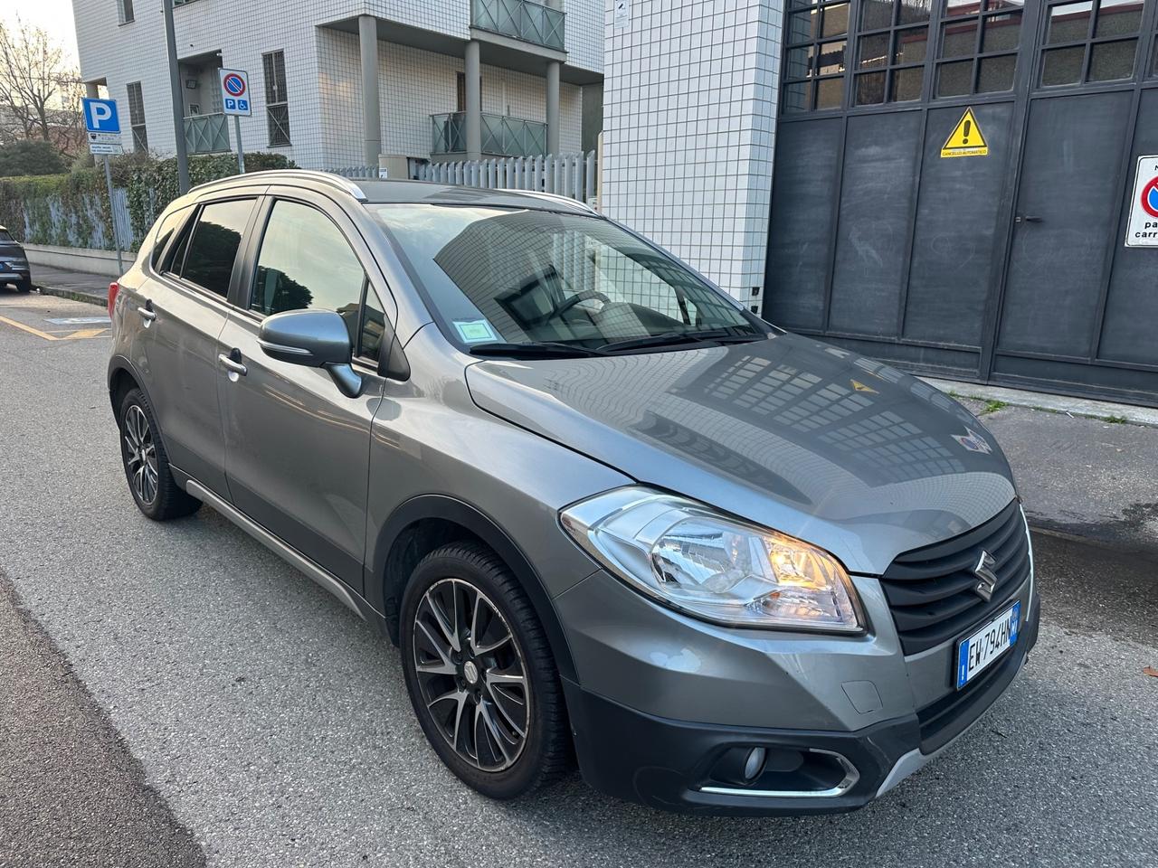Suzuki SX4 S-Cross 1.6 16V VVT CVT Star View