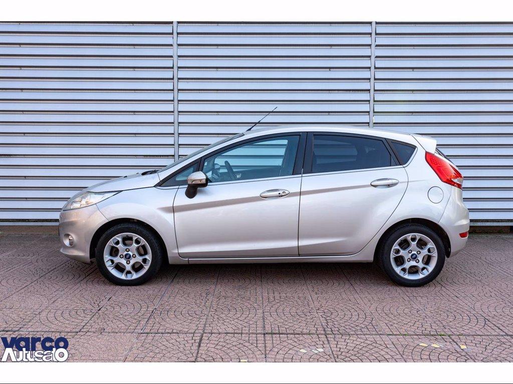 FORD Fiesta 5p 1.2 16v titanium 82cv del 2012