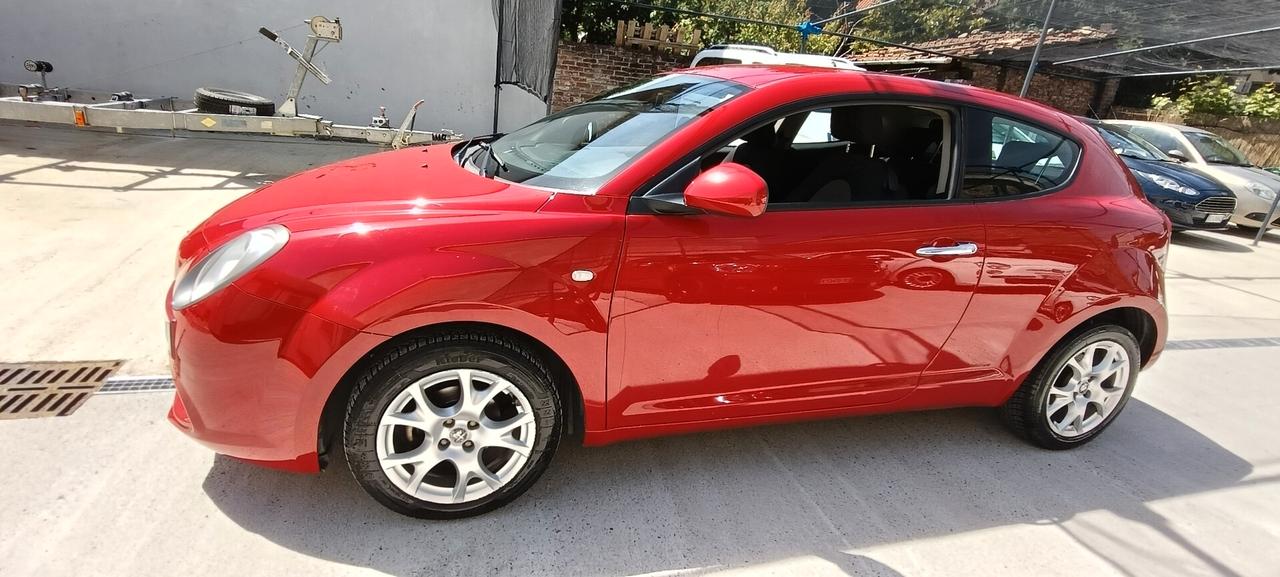 Alfa Romeo MiTo 1.4 78 CV Distinctive Sport Pack