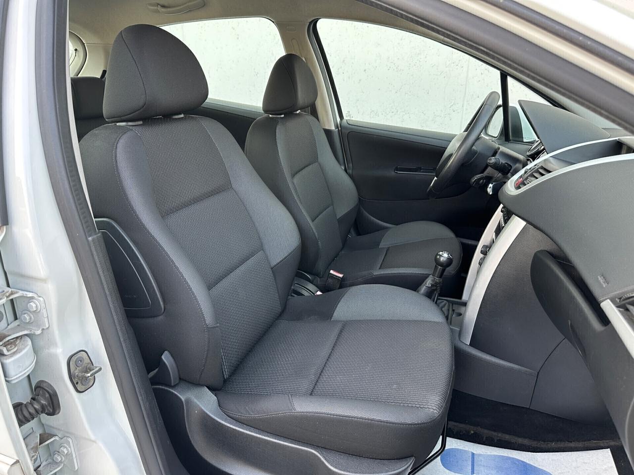 Peugeot 207 1.6 8V HDi 93CV 5p. Sweet Years