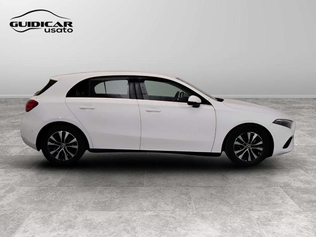 Mercedes-Benz Classe A - W177 2023 - A 180 d Advanced auto