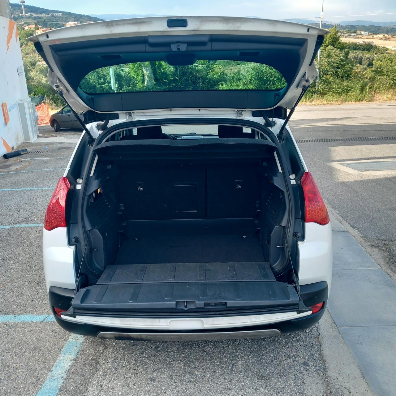Peugeot 3008 2.0 HDi 110CV Business