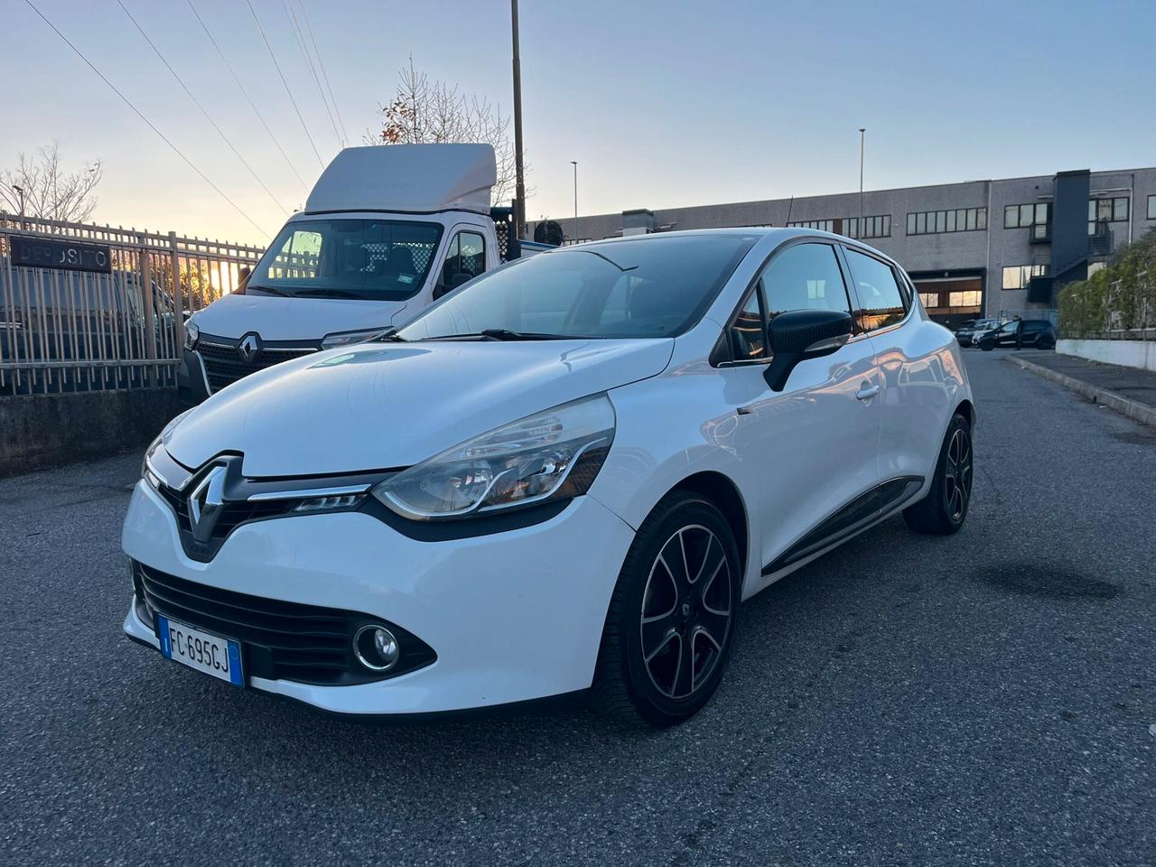 Renault Clio dCi 8V 75CV DUEL X NEOPATENTATI