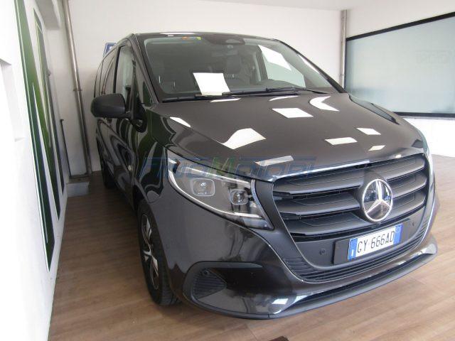 MERCEDES-BENZ Vito Tourer 2.0 119 CDI 190 CV Pro Long 4MATIC 8 POSTI