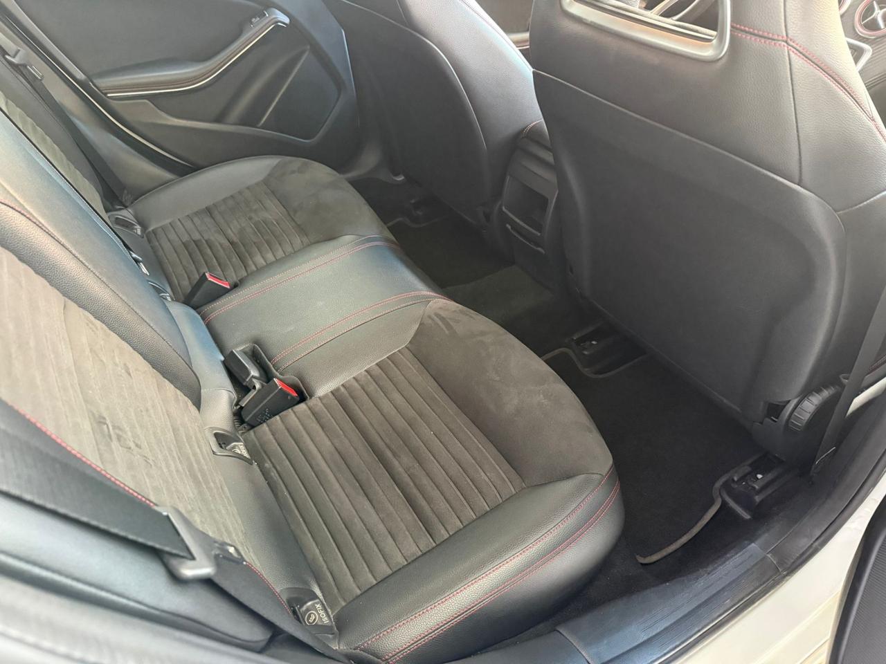 Mercedes-benz A 180d Premium