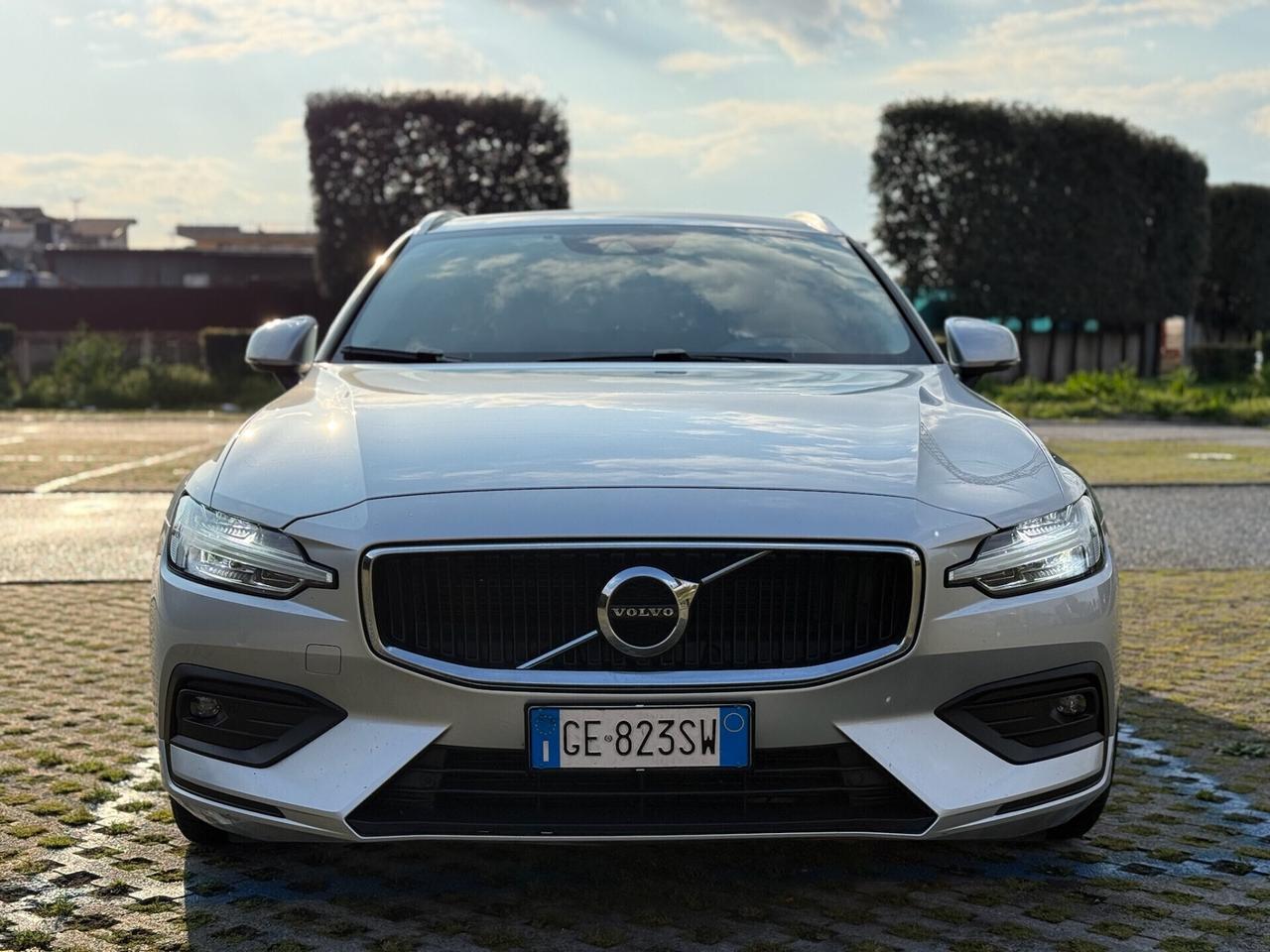 VOLVO V60 2021 B4 Geartronic