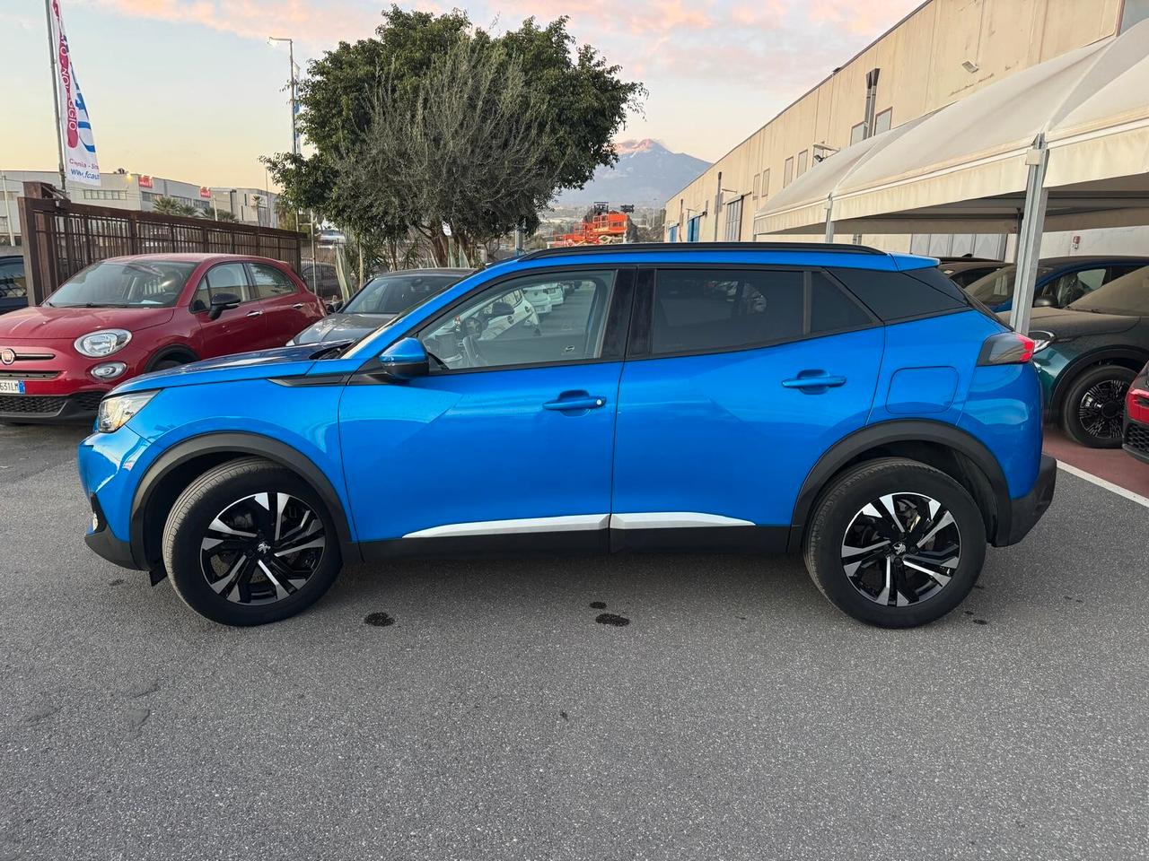 Peugeot 2008 PureTech 130 S&S Allure Pack