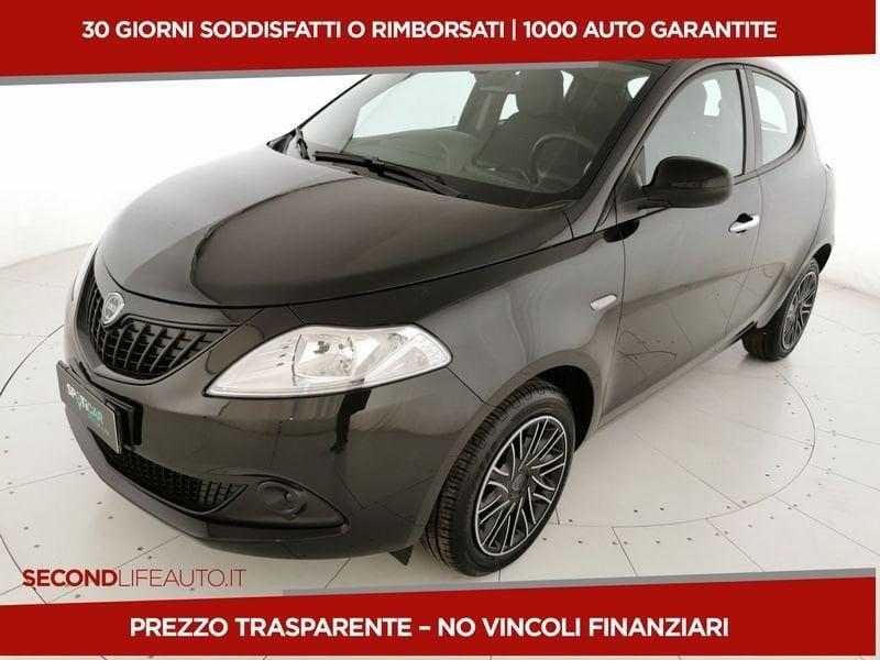 Lancia Ypsilon 1.0 firefly hybrid Gold s&s 70cv 5p.ti