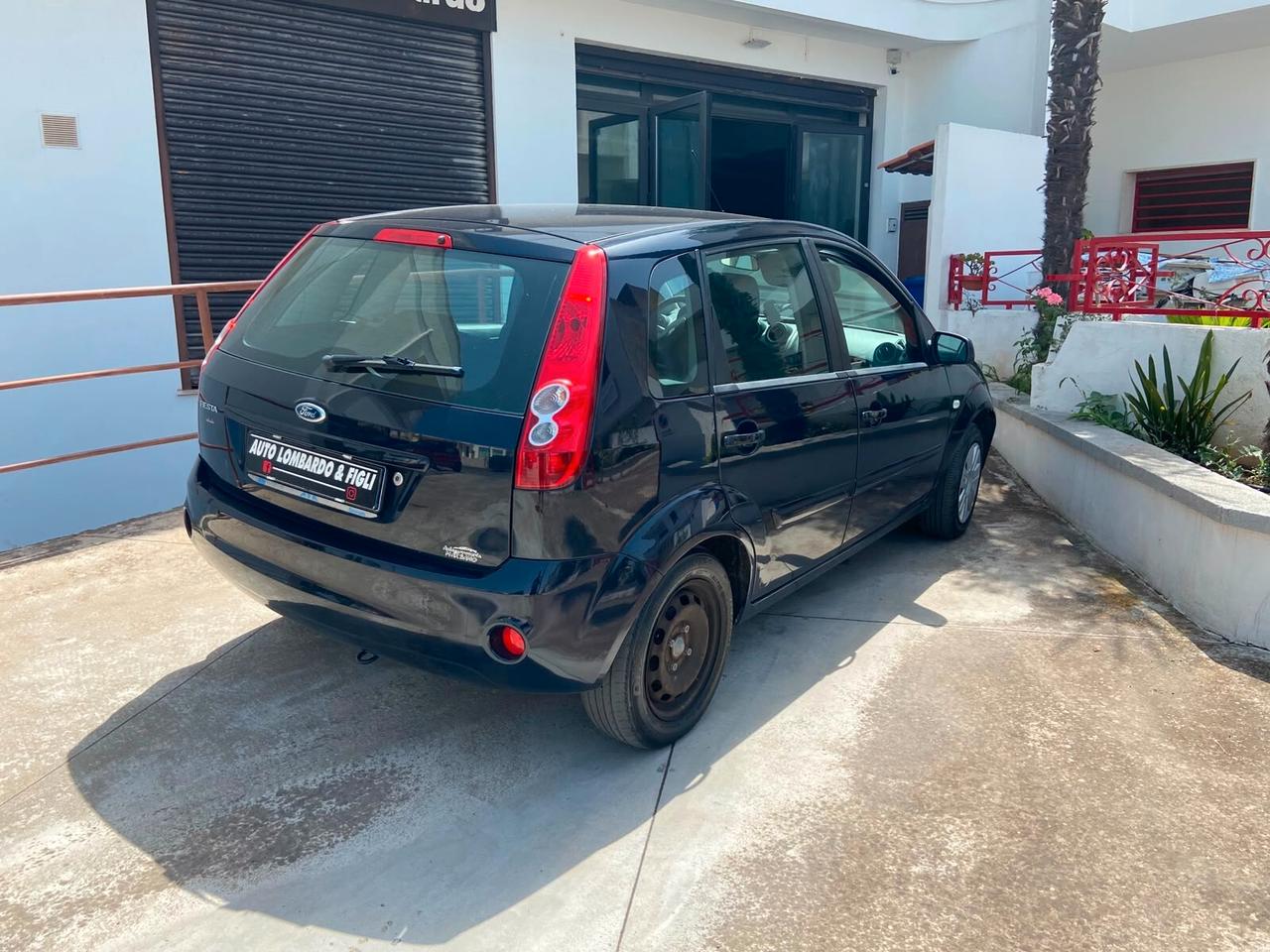 Ford Fiesta 1.2 16V 5p. Titanium