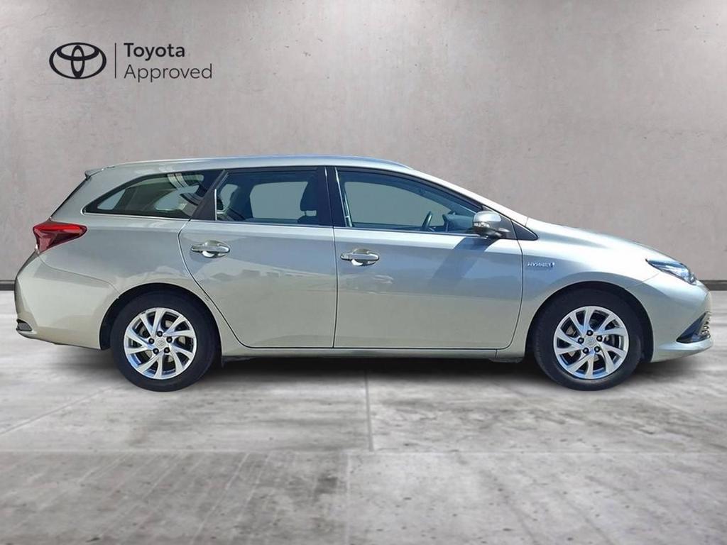 Toyota Auris Touring Sports 1.8 Hybrid Active CVT