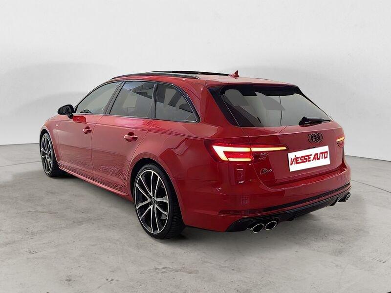 Audi A4 S4 3.0 TFSI quattro