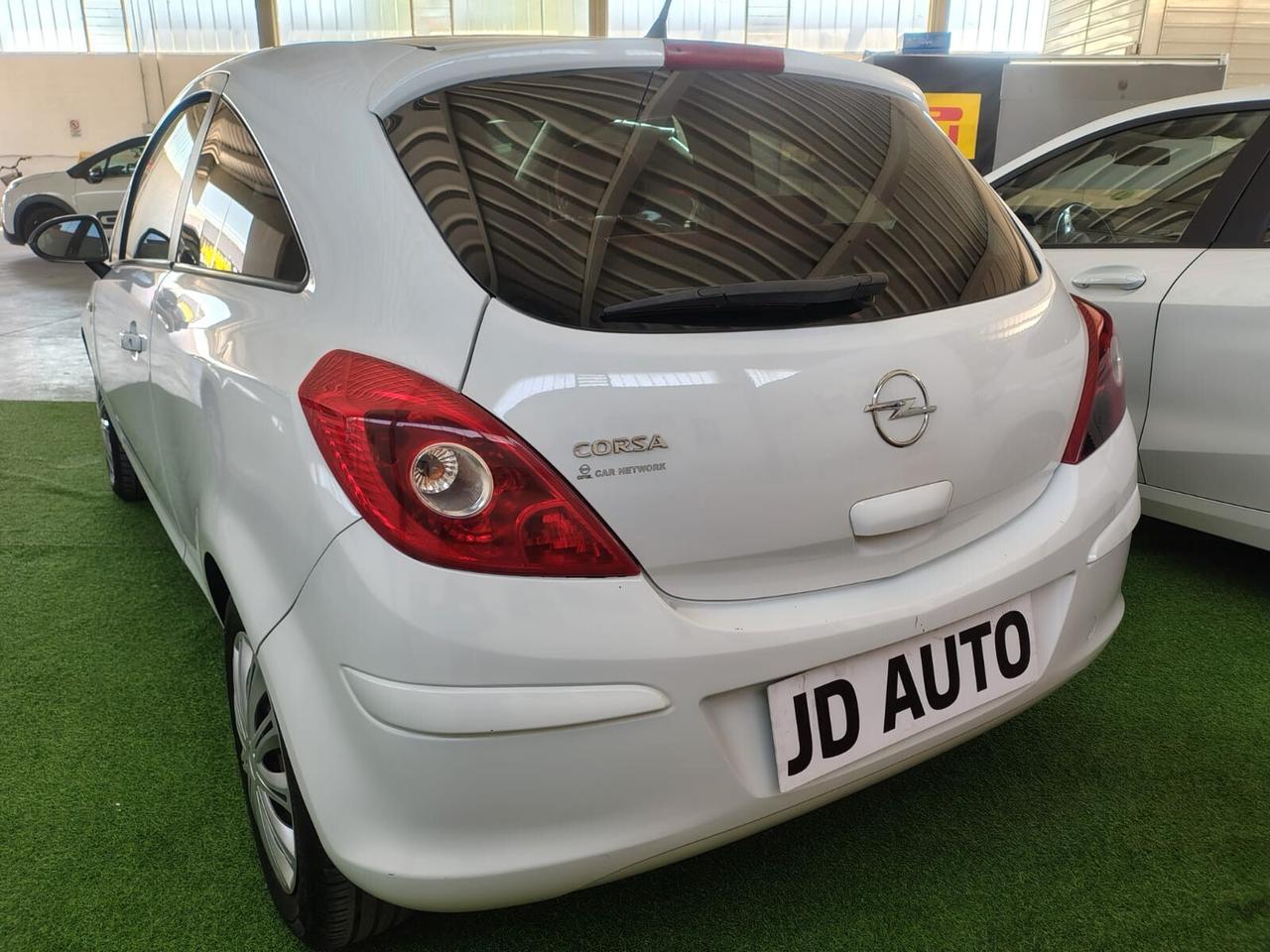 Opel Corsa 1.2 80CV 3 porte GPL-TECH Club