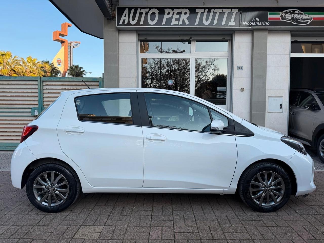 Toyota Yaris 1.0 5 porte Active