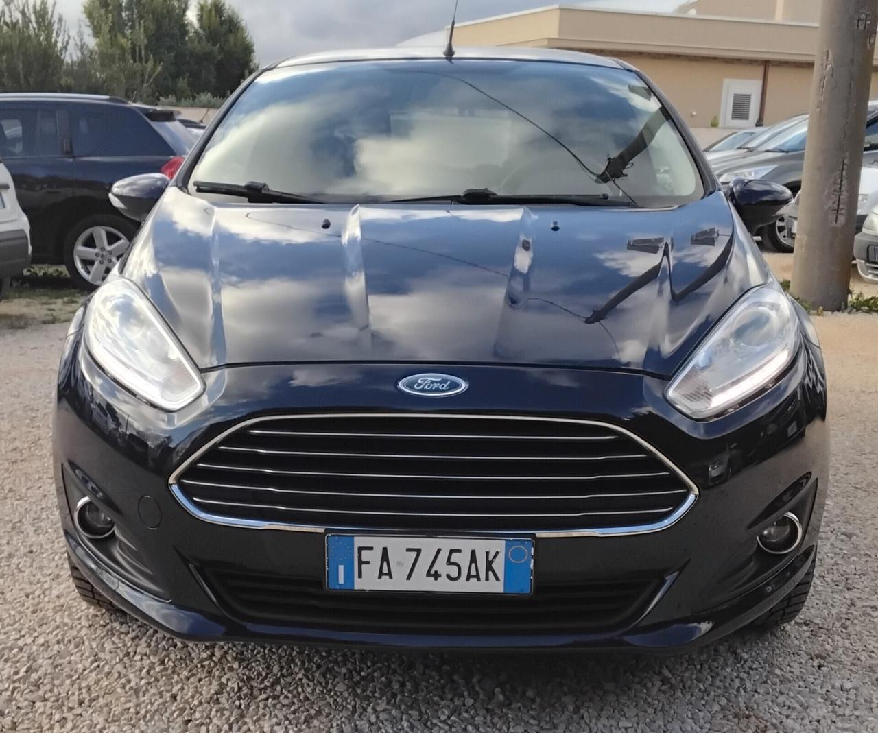 Ford Fiesta 1.5 TDCi 75CV 5 porte Titanium