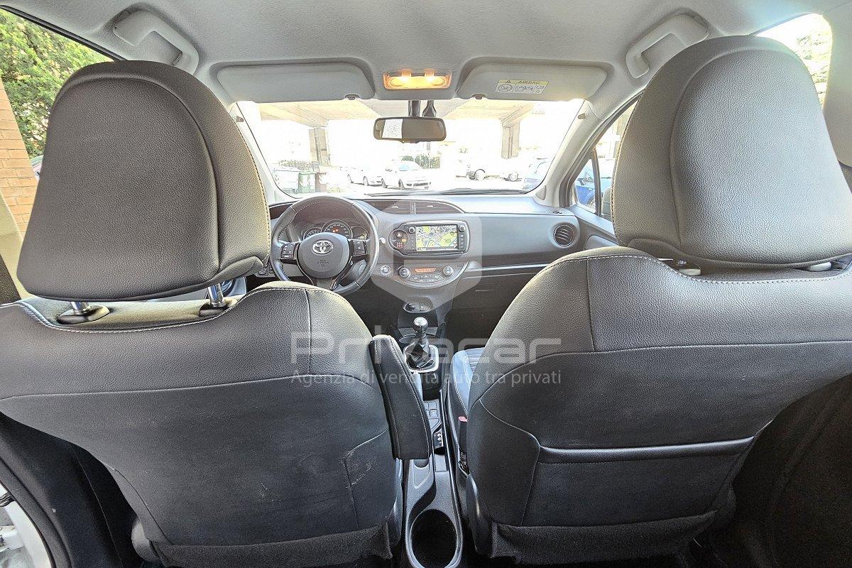 TOYOTA Yaris 1.0 5 porte Lounge