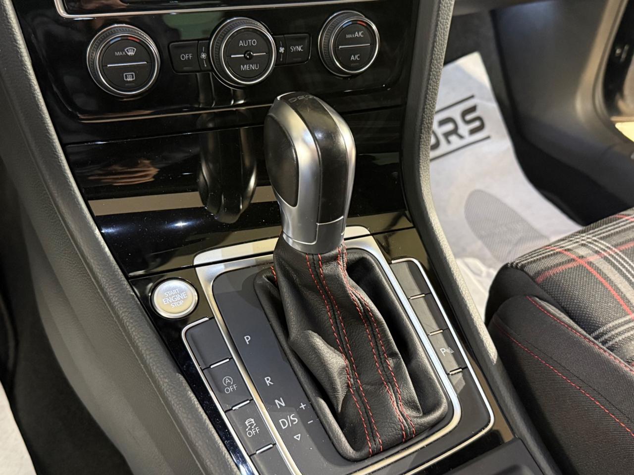 GOLF GTI PERFORMANCE