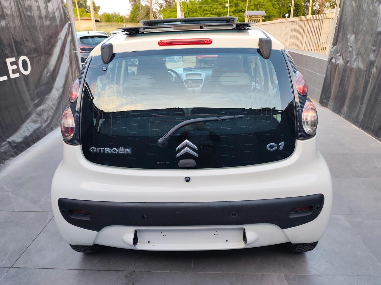 Citroen C1 1.0 benzina cambio automatico tetto apribile