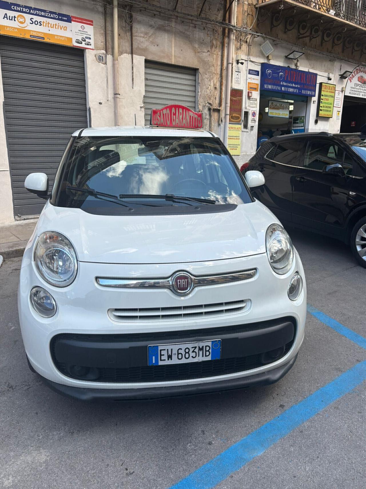 Fiat 500L 1.4 95 CV Lounge FINANZIABILE