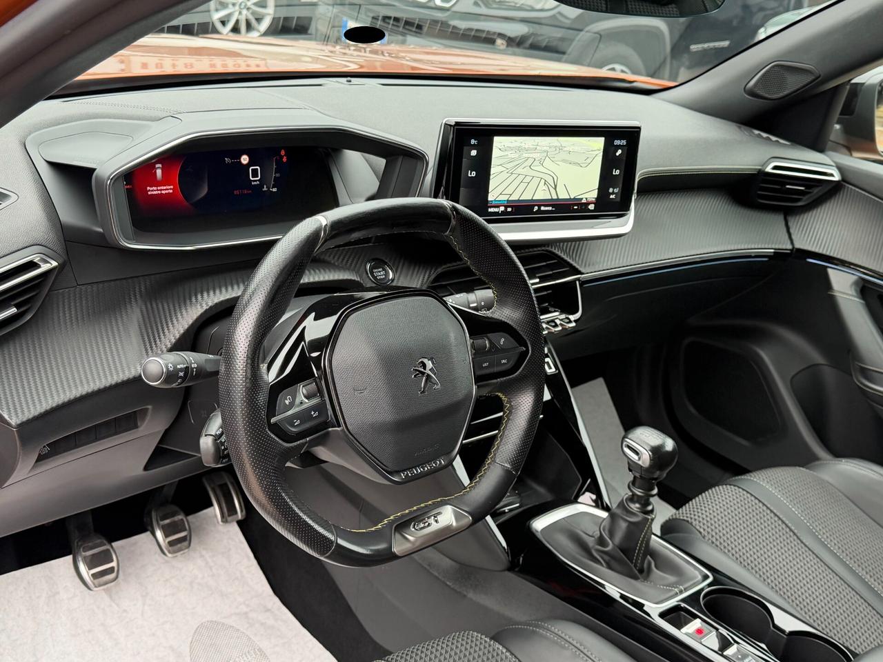 Peugeot 2008 1.5 BLUEHDI 110 cv. GT