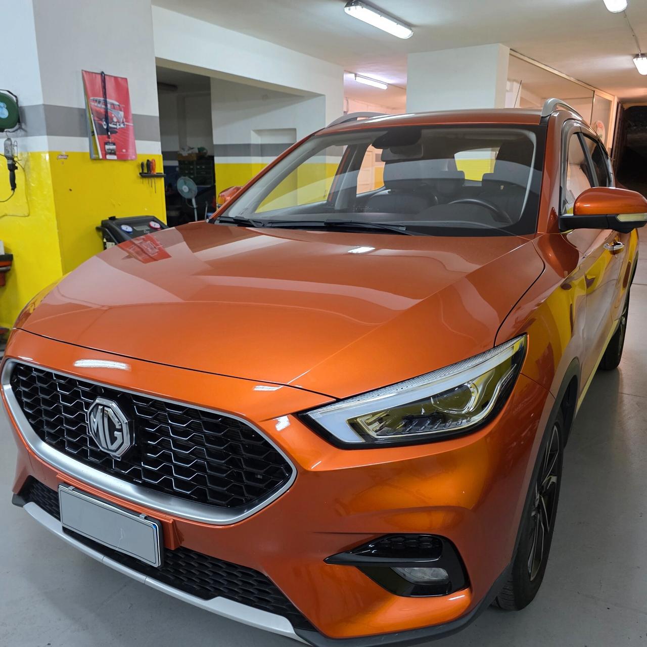 Mg ZS 1.5 VTi-tech Luxury AZIENDALE