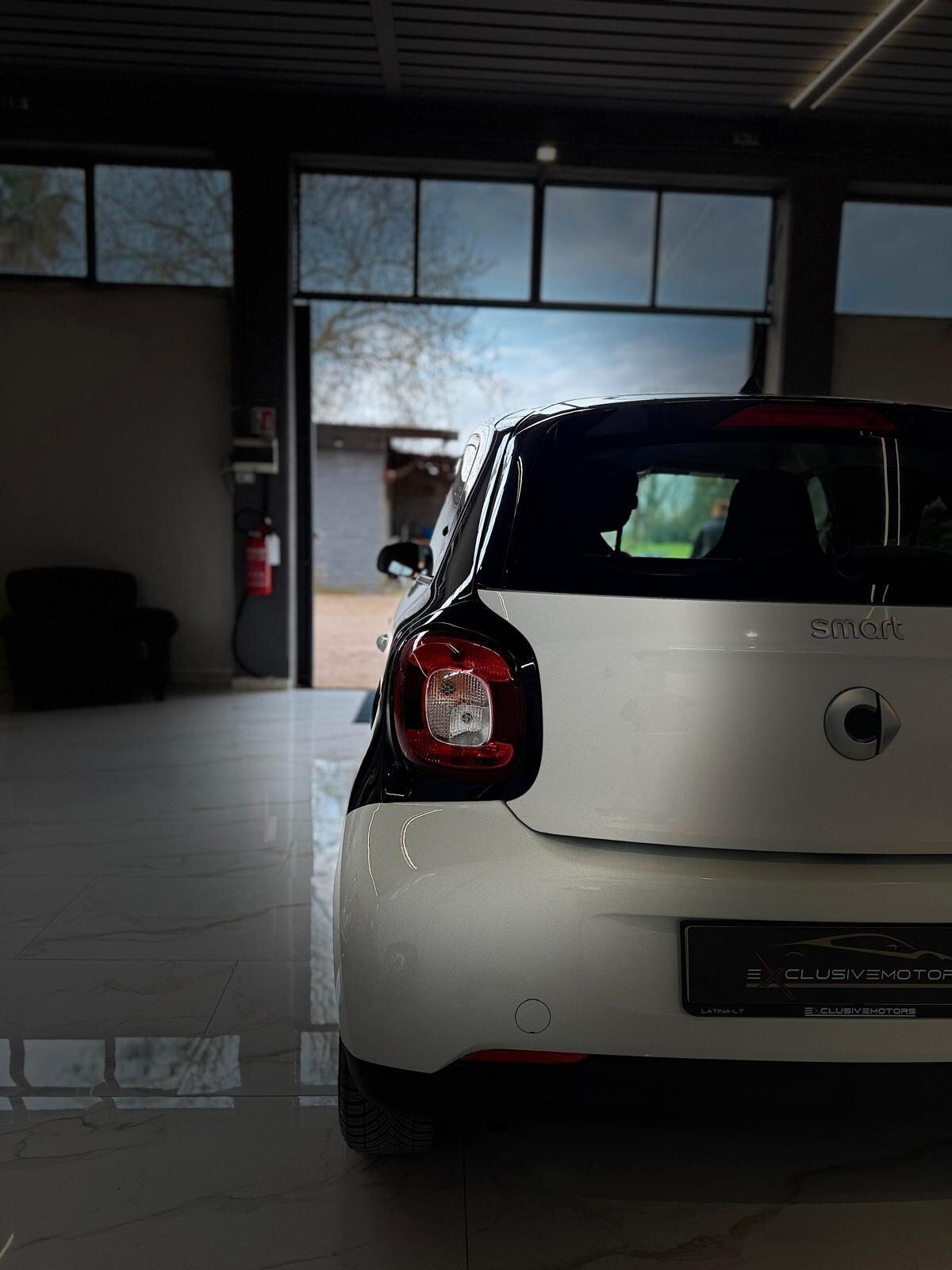 Smart ForFour 70 1.0 Youngster