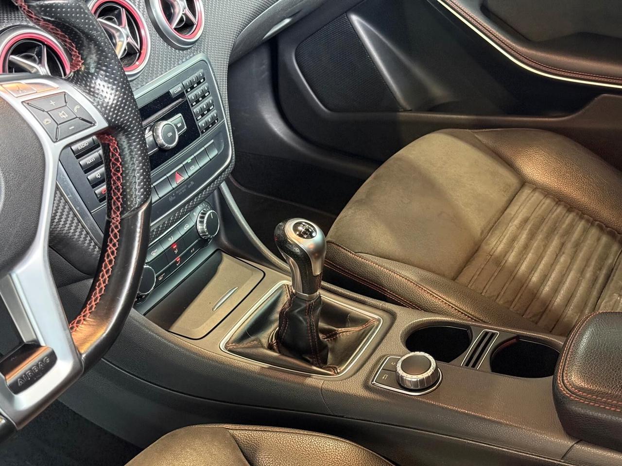 Mercedes-benz A 200 Premium AMG CDI Dark Night Edition