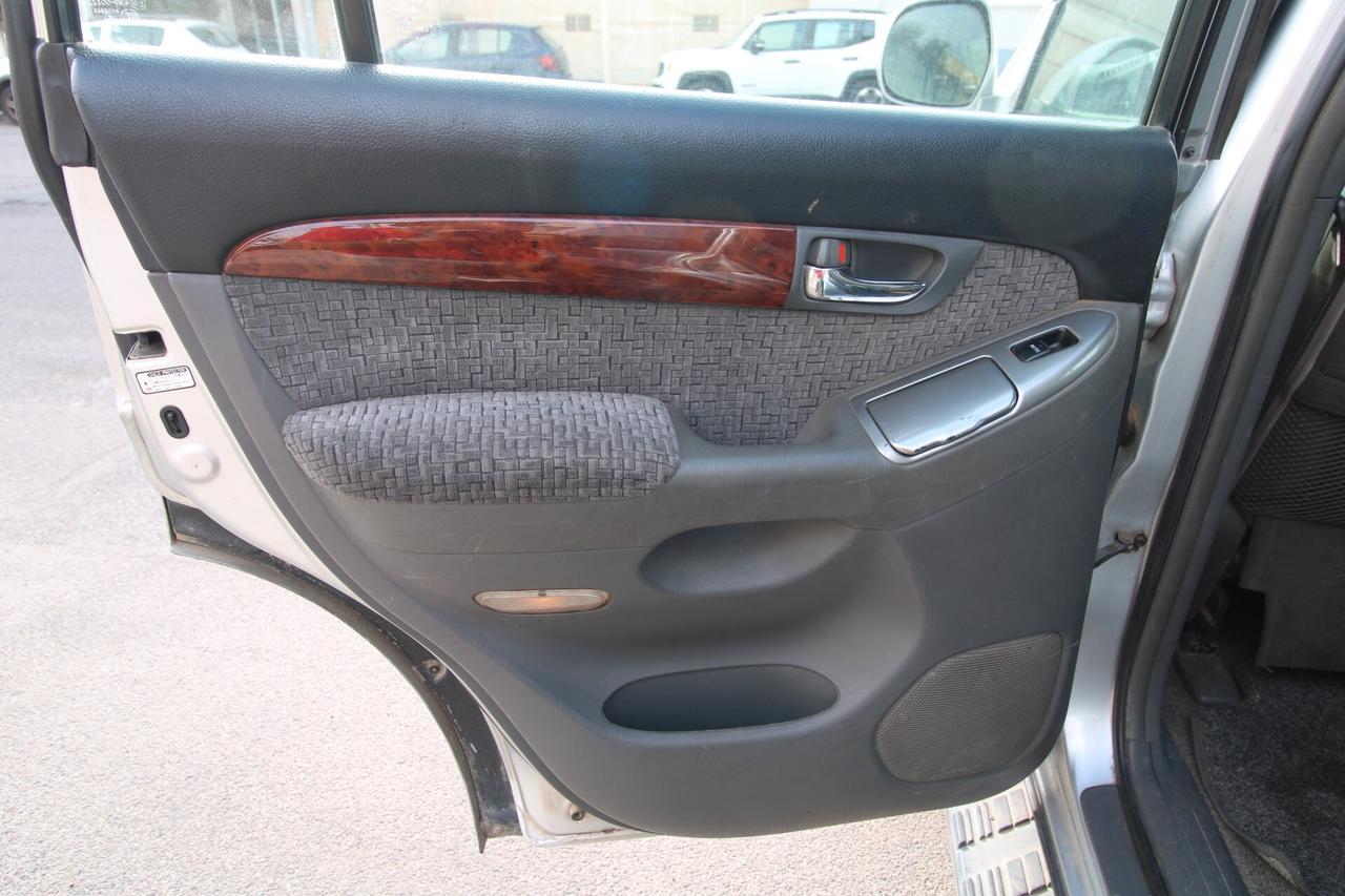 Toyota Land Cruiser 3.0 D-4D 16V cat 5 porte Sol