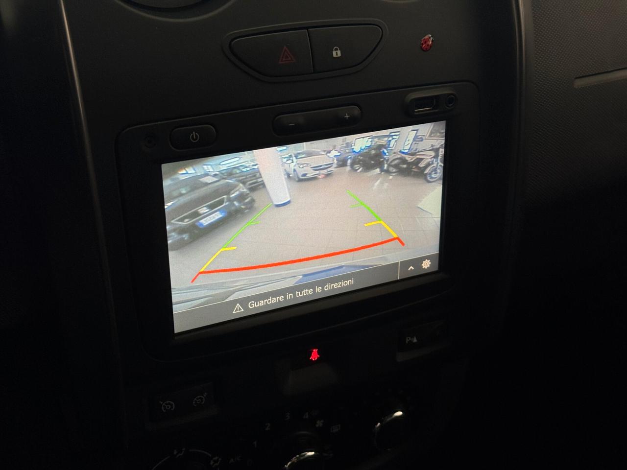 DACIA DUSTER 1.5cc 110CV 4x2 GANCIO TRAINO