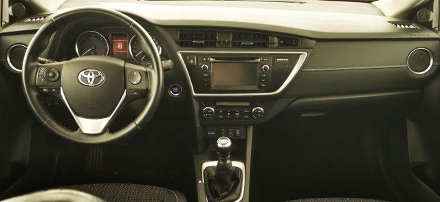 TOYOTA Auris Touring Sports 1.4 D-4D Lounge