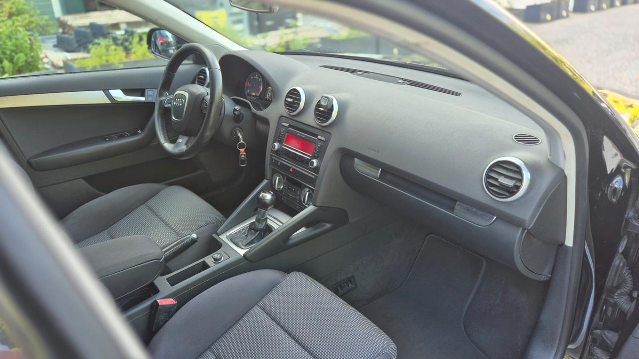 Audi A3 SPB 1.6 TDI *AUTOMATICA*NEOPATENTATI