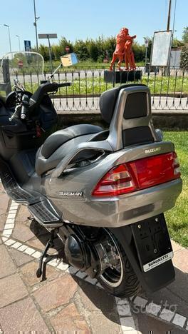 Suzuki Burgman 250