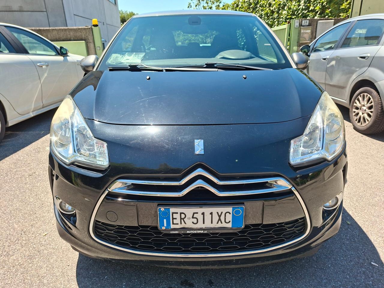 Ds DS3 3 1.2 VTi 82 Just Black