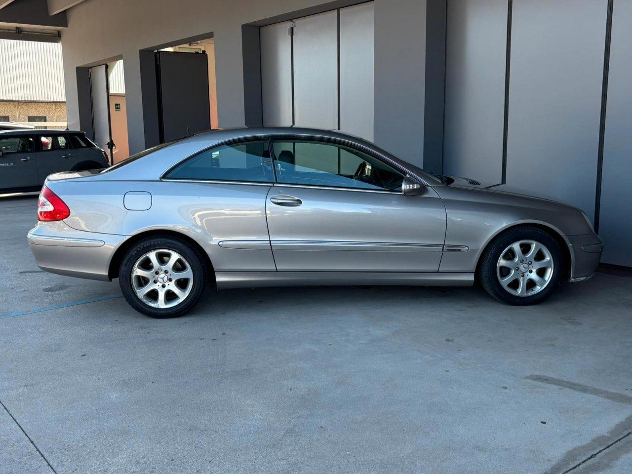 Mercedes CLK Coupe 200 k tps Elegance