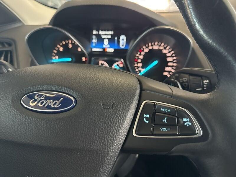 Ford Kuga 1.5 TDCI 120 CV S&S 2WD Powershift Business