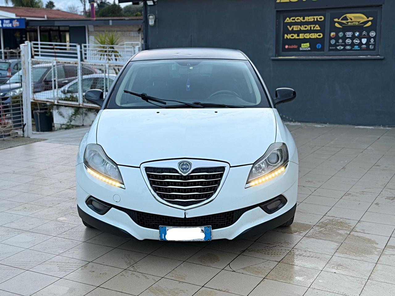 Lancia Delta 1.6 MJT DPF Platino Garanzia 12 Mesi