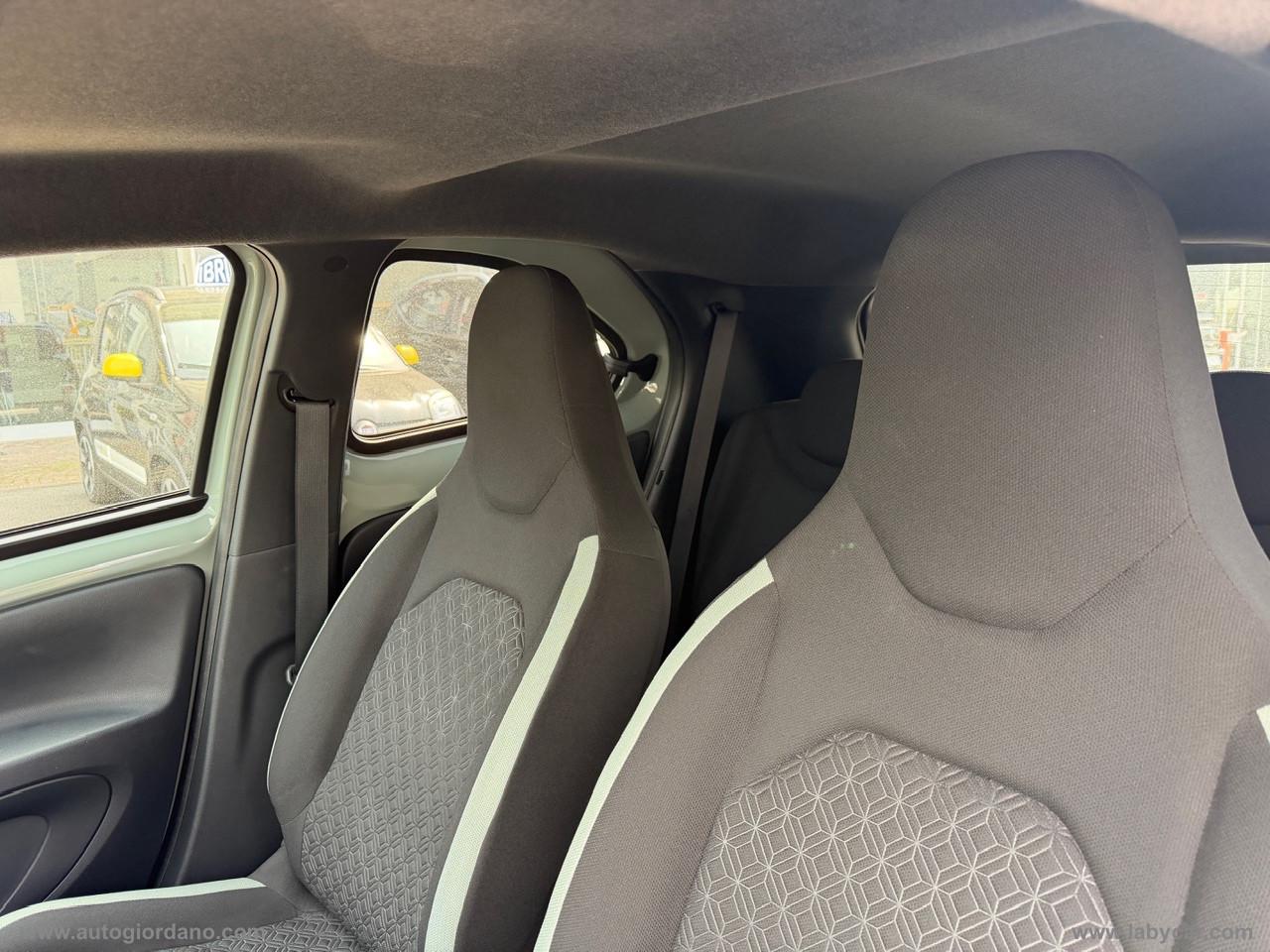 TOYOTA Aygo X 1.0 VVT-i 72 CV 5p. Trend S-CVT