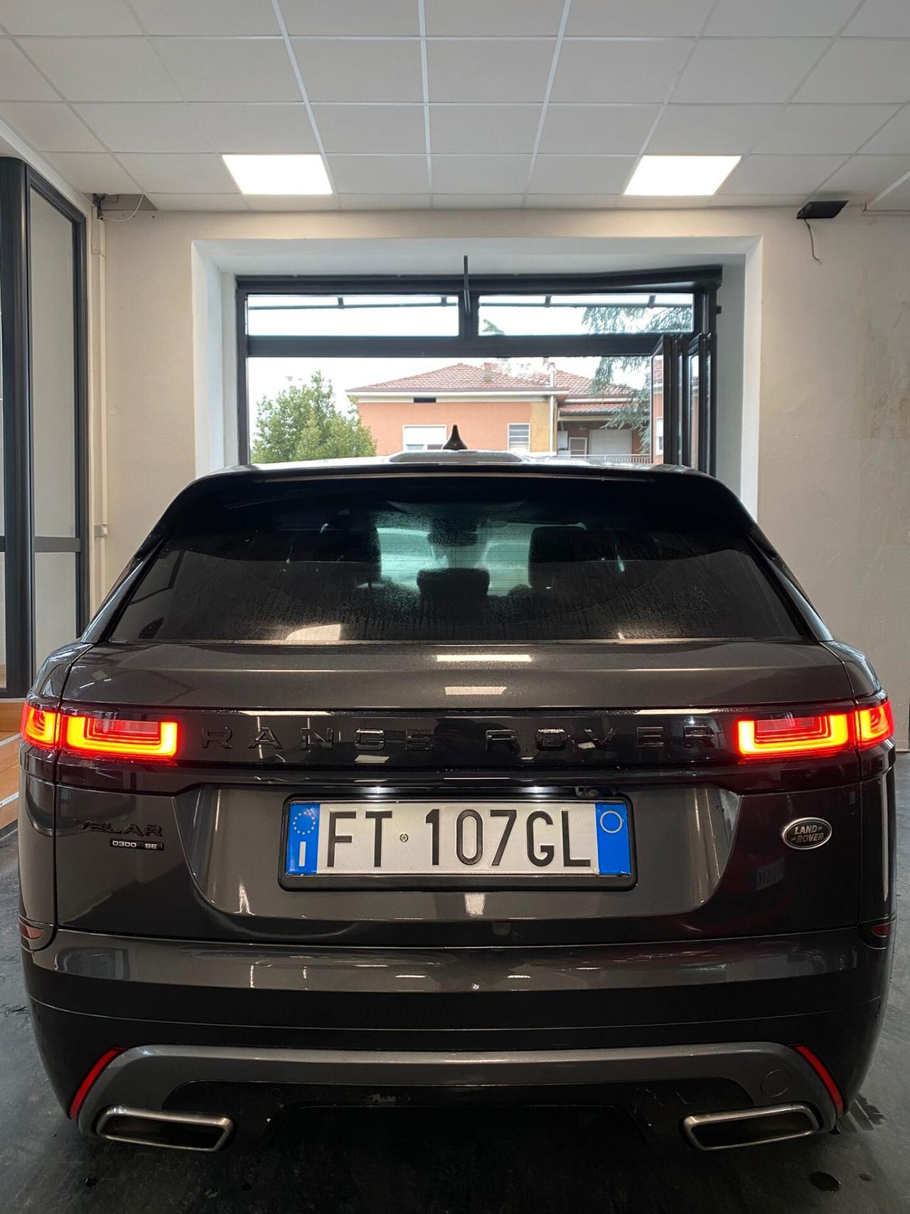 Land Rover Range Velar 3.0 V6 SD6 300 CV First Edition