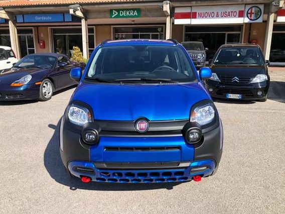 Fiat Panda 1.0 firefly hybrid Cross s