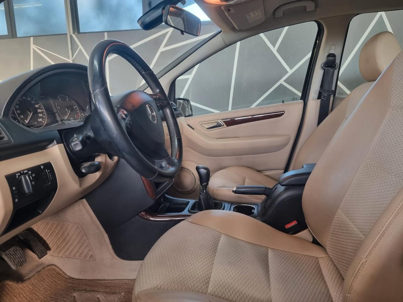 Mercedes-benz A 180 CDI Premium NEOPATENTATI