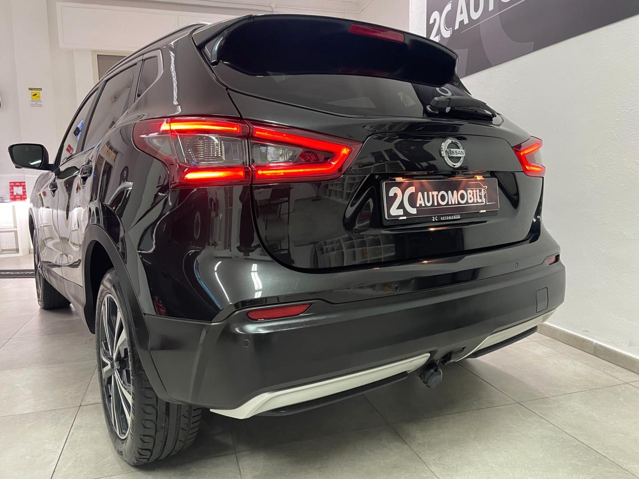 Nissan Qashqai N-Connecta / 1.5 dCi 115 CV / Cambio Automatico / Diesel