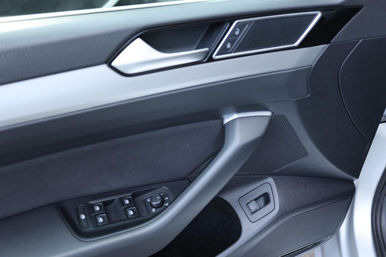 Volkswagen Passat 1.6 TDI Variant Comfortline 88kw 120 cv