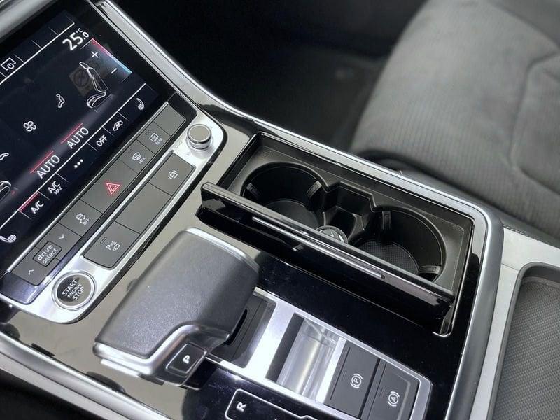 Audi Q8 Q8 50 TDI 286 CV quattro tiptronic Sport