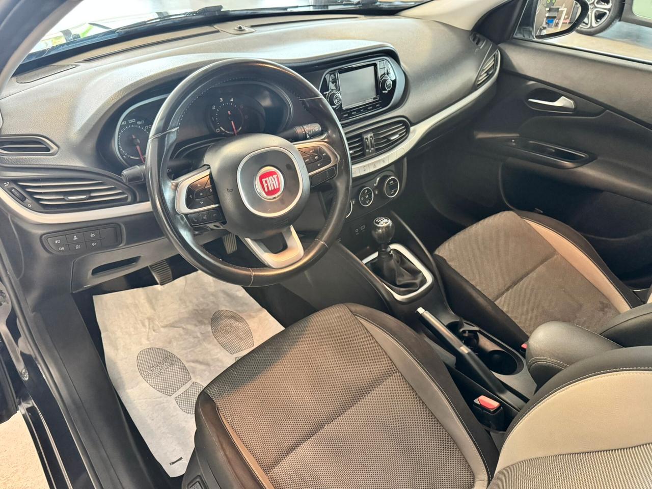 Fiat Tipo 1.6 Mjt S&S 5 porte Lounge