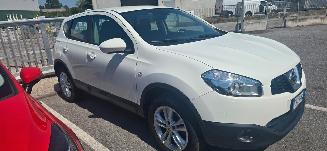 Nissan Qashqai 1.5 dCi DPF Tekna