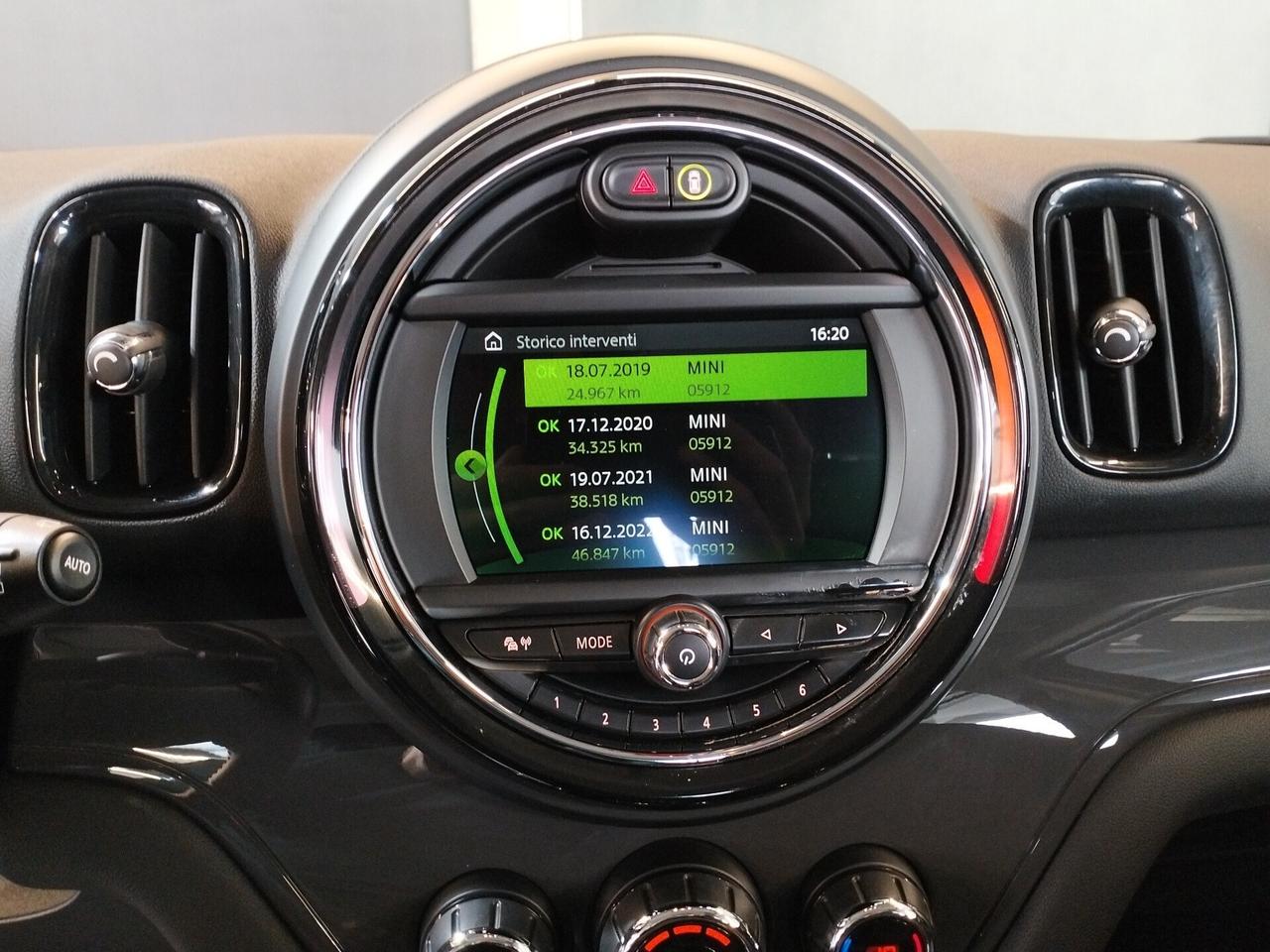 MINI Cooper D Countryman 2.0 auto