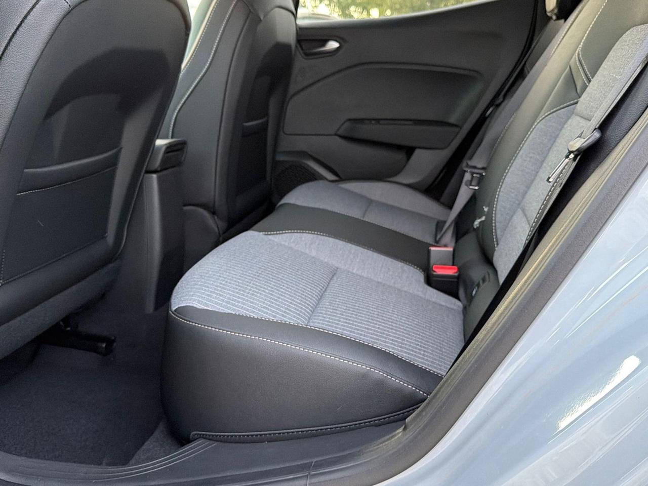 Renault Clio 1.0 tce techno 90cv