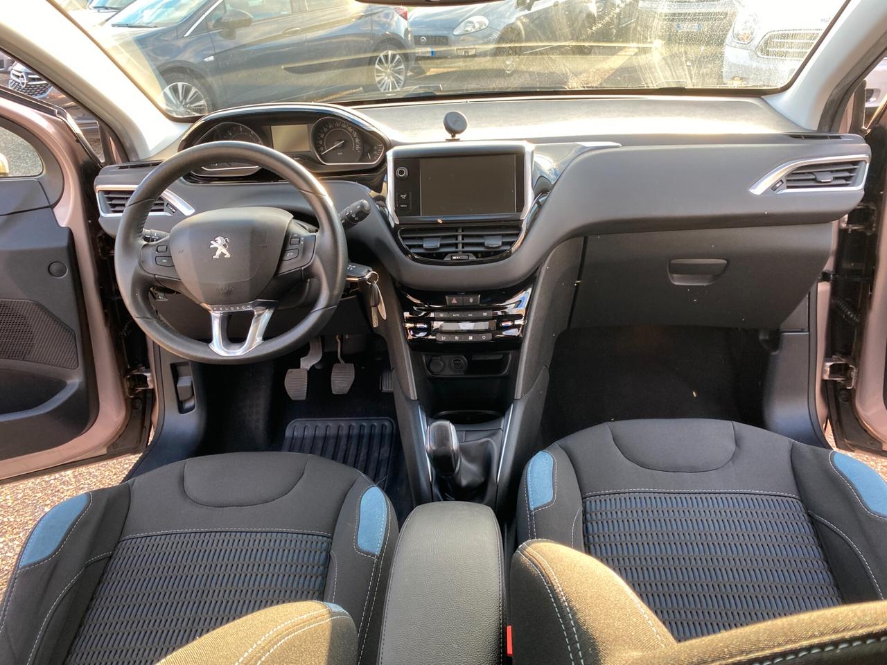 Peugeot 208 1.4 HDi 68 CV 5 porte Allure