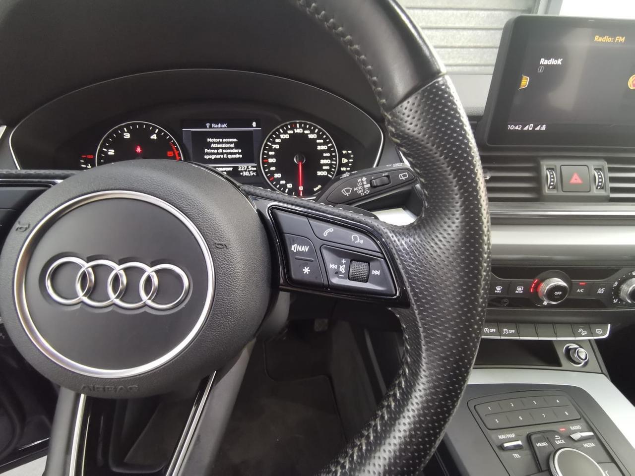 Audi Q5 2.0 TDI quattro S tronic Business Sport