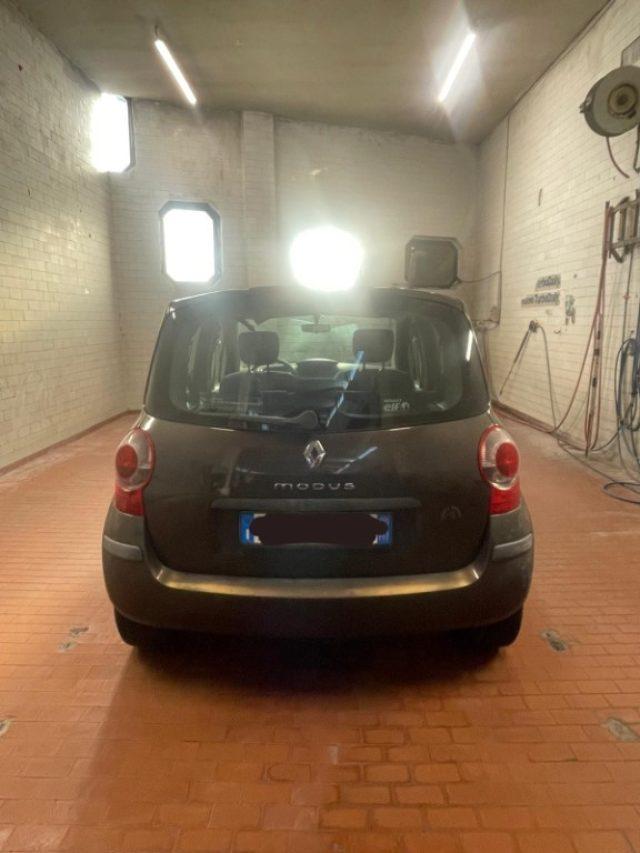 RENAULT Modus 1.2 16V Dynamique