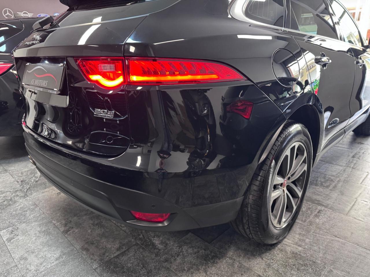 Jaguar F-Pace 2.0 D 180 CV AWD R-Sport Tetto Panoramico